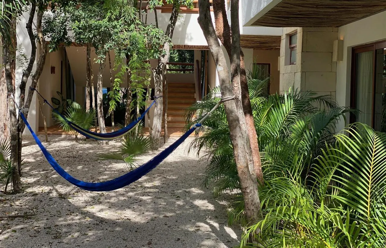 Niik Tulum Hotel 4*,