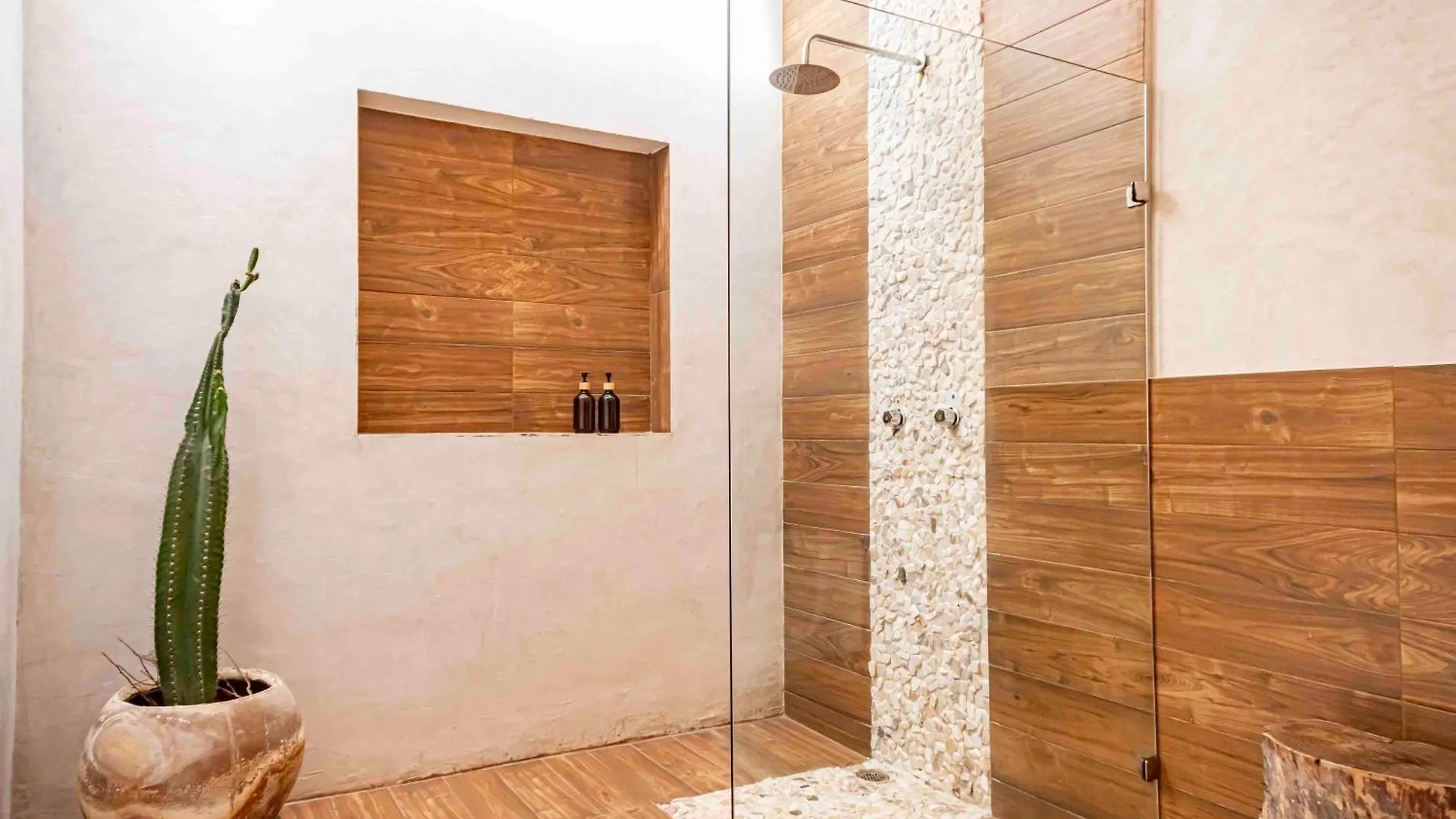 Niik Tulum Hotell