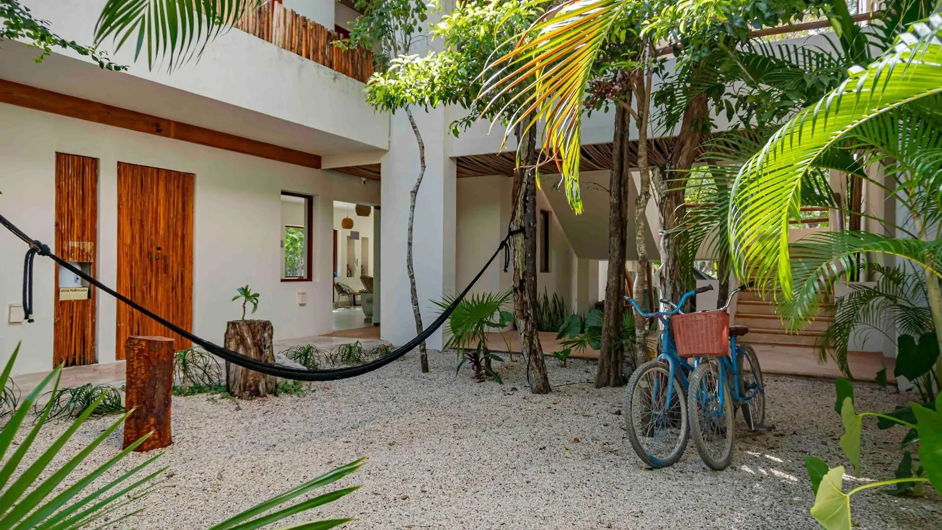 Niik Tulum Hotell